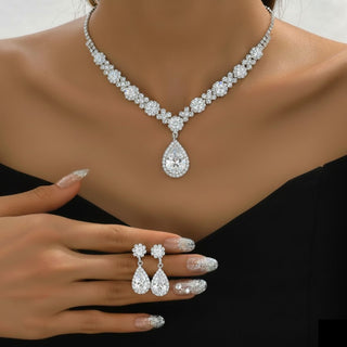 Élise – Refined Brilliance for Every Occasion