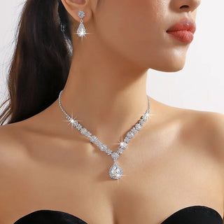 Élise – Refined Brilliance for Every Occasion