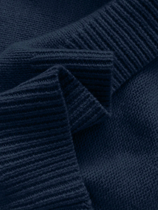 Céline | Chic Knit Sweater with Elegant Lace Collar