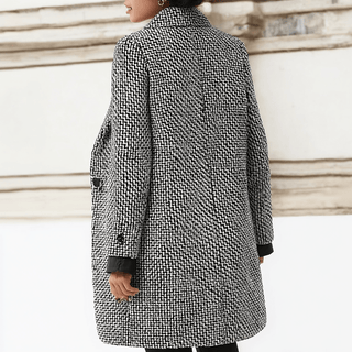 Hélène – Warm elegance for every day