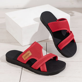 Fashionable and versatile women&
